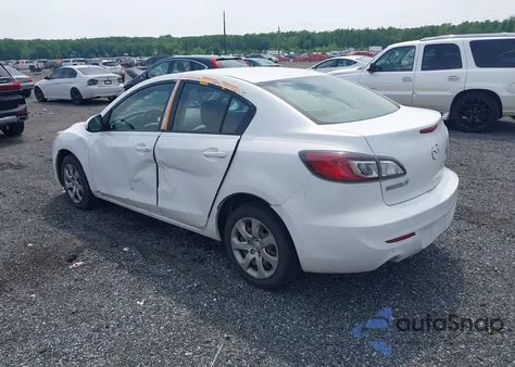 2013 Mazda Mazda3 I Sport z USA, uszkodzony, nr VIN JM1BL1UP4D1790142